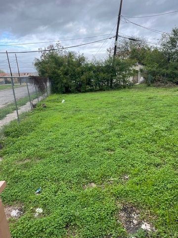 3650 Braniff St, Corpus Christi, TX 78405