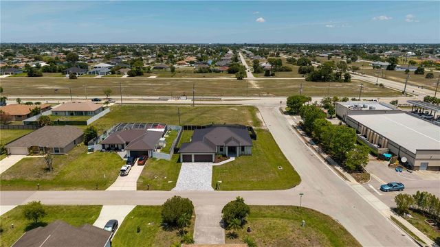 819 SW 16TH TERRACE, Cape Coral, FL 33991