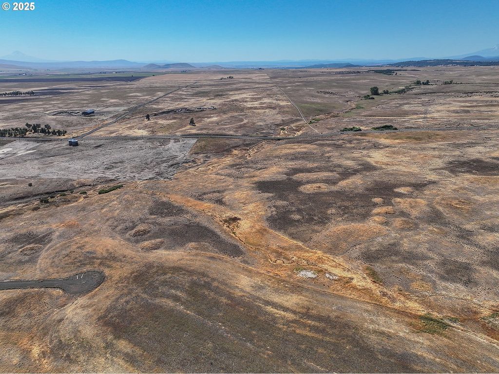 Image 11 of property listing at FENTON Ln, Goldendale, WA 98620