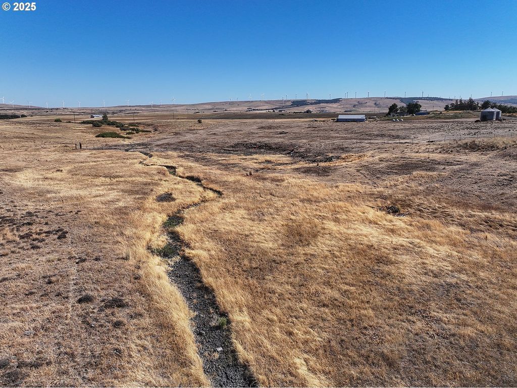 Image 13 of property listing at FENTON Ln, Goldendale, WA 98620
