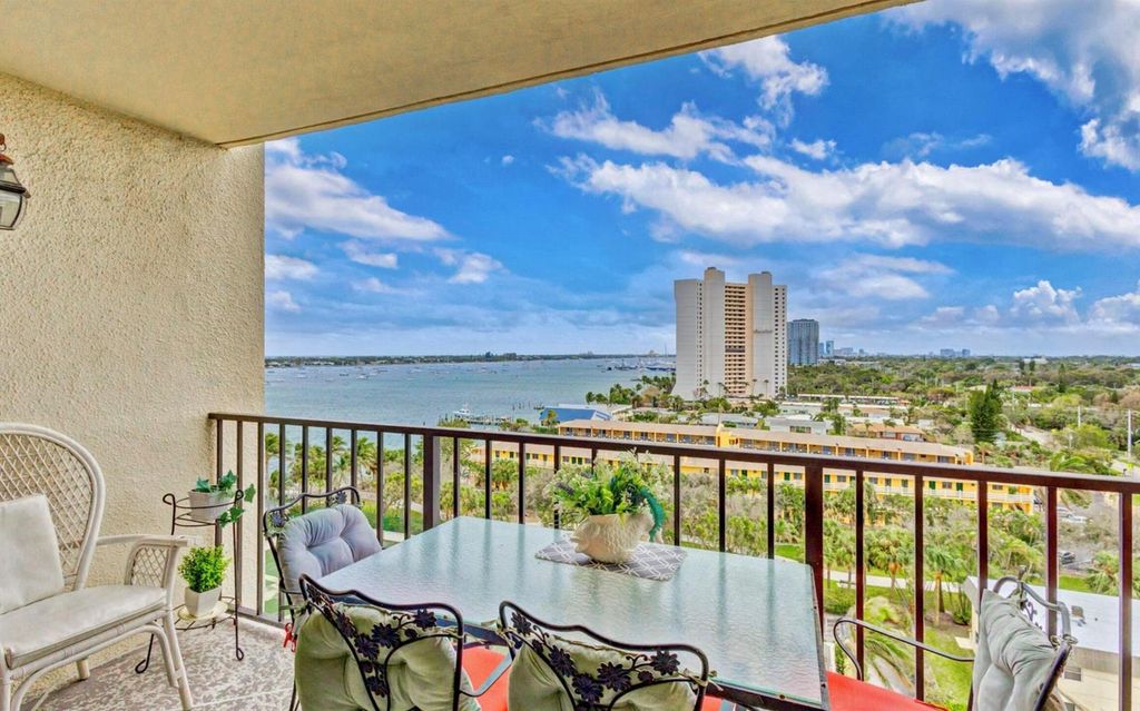 5600 N Flagler Drive 1004, West Palm Beach, FL 33407