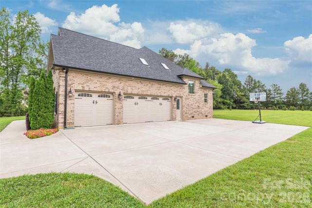 1808 Huntley Ridge Drive, Concord, NC 28025