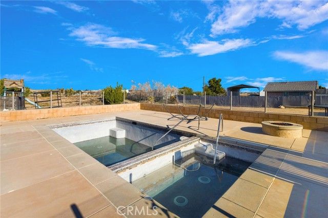 17412 Danbury Avenue, Hesperia, CA 92345