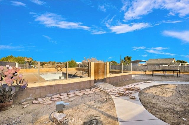 17412 Danbury Avenue, Hesperia, CA 92345