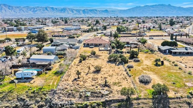 17412 Danbury Avenue, Hesperia, CA 92345