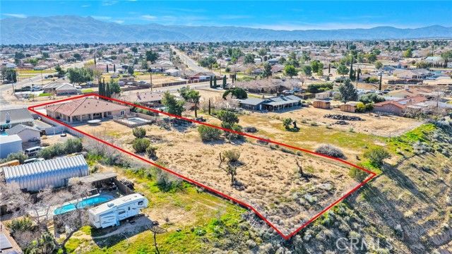 17412 Danbury Avenue, Hesperia, CA 92345