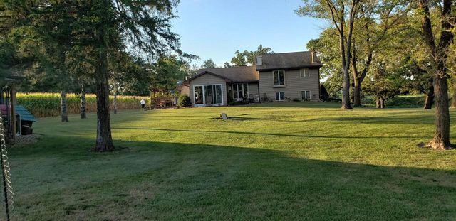 3377 N HACKBARTH ROADS, Janesville, WI 53548