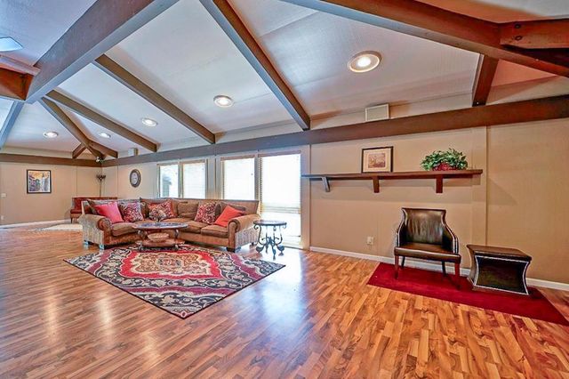 5015 Shooting Star Rd, Pollock Pines, CA 95726