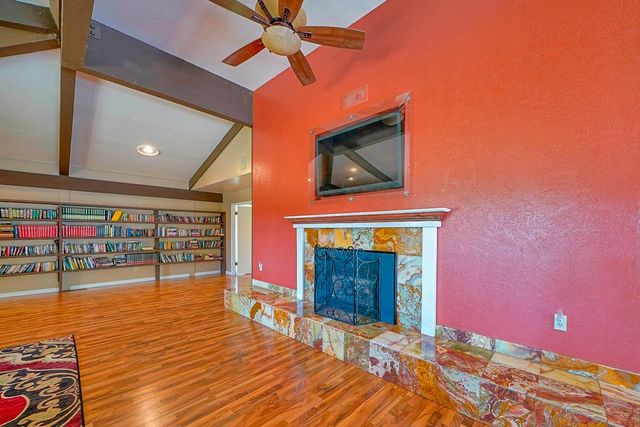 5015 Shooting Star Rd, Pollock Pines, CA 95726