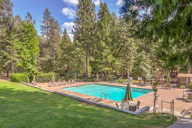 5015 Shooting Star Rd, Pollock Pines, CA 95726