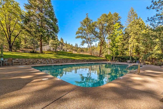 5015 Shooting Star Rd, Pollock Pines, CA 95726