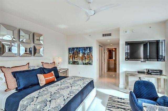 3535 S OCEAN DR 705, Hollywood, FL 33019
