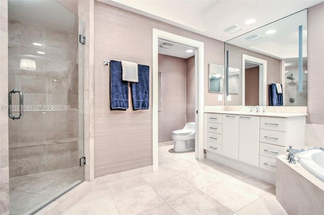 3535 S OCEAN DR 705, Hollywood, FL 33019