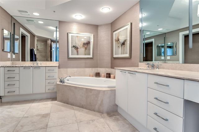 3535 S OCEAN DR 705, Hollywood, FL 33019