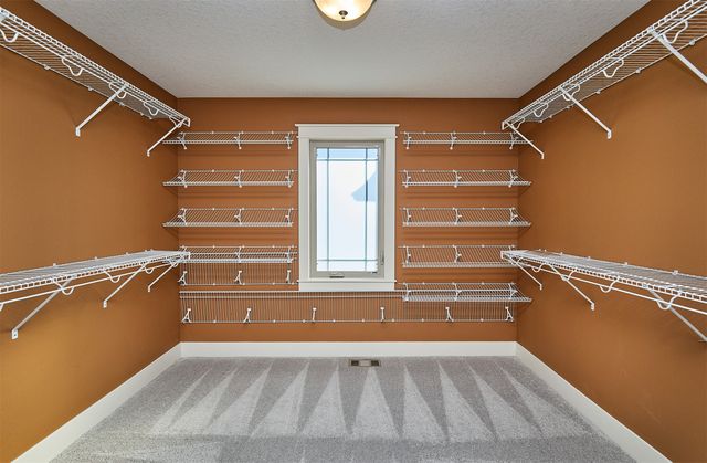 2100 NW Prairie Creek Drive, Grimes, IA 50111