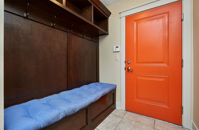 2100 NW Prairie Creek Drive, Grimes, IA 50111