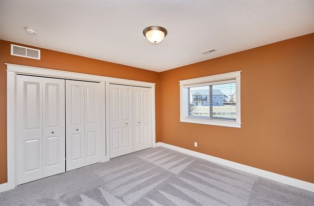 2100 NW Prairie Creek Drive, Grimes, IA 50111