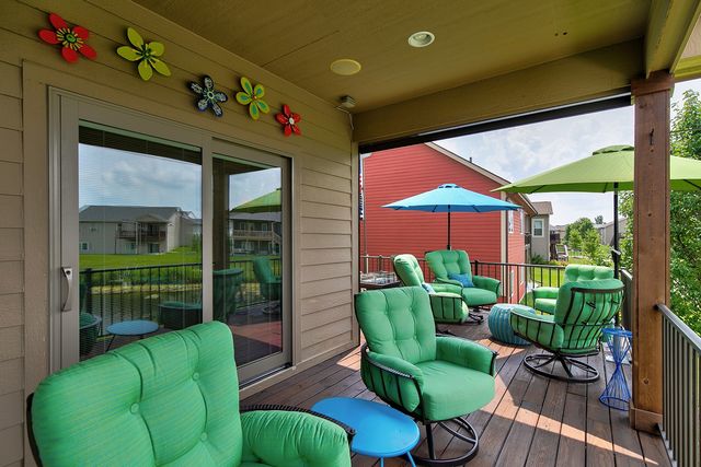 2100 NW Prairie Creek Drive, Grimes, IA 50111