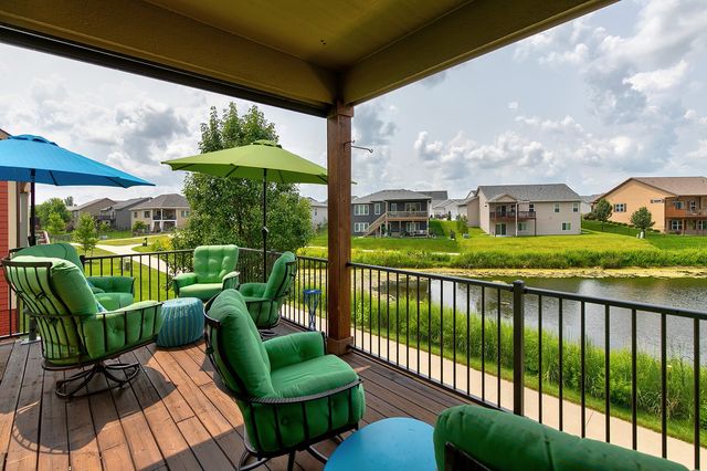 2100 NW Prairie Creek Drive, Grimes, IA 50111