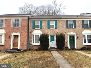 12 ISLAND RUN CT, Baltimore, MD 21228