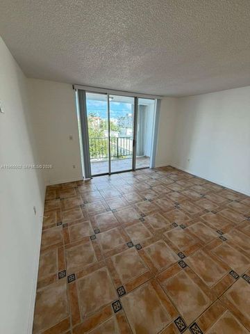 7850 Byron Ave 403, Miami Beach, FL 33141