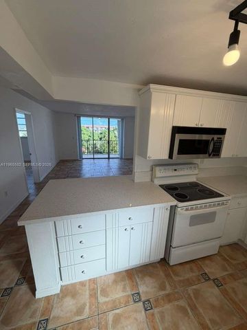 7850 Byron Ave 403, Miami Beach, FL 33141