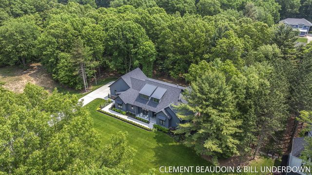 3341 Gaslight Lane, Saugatuck Twp, MI 49453