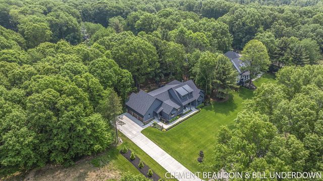 3341 Gaslight Lane, Saugatuck Twp, MI 49453