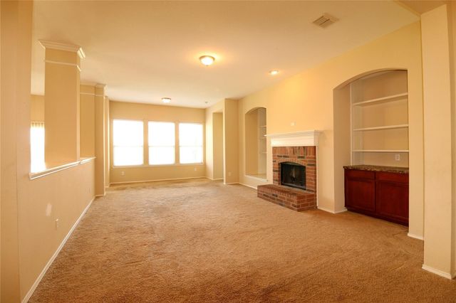 1112 Kimbro Drive, Forney, TX 75126