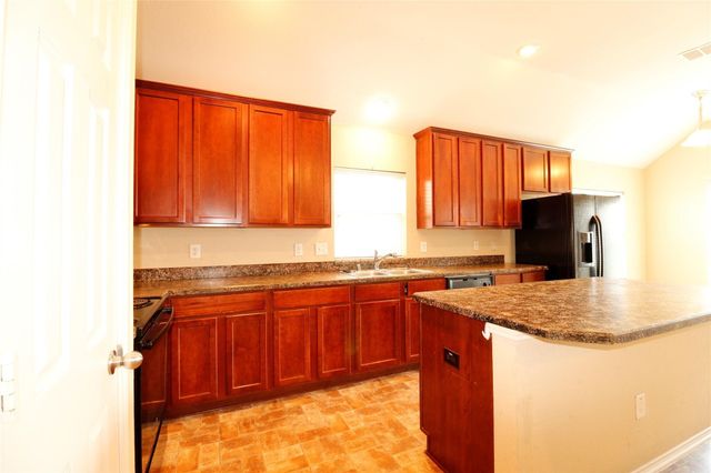 1112 Kimbro Drive, Forney, TX 75126