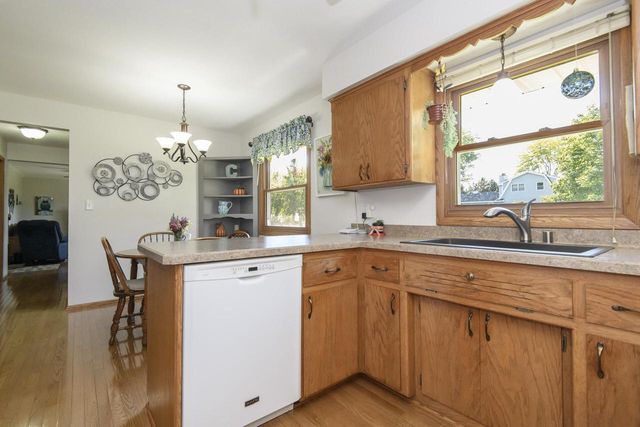 W181N8243 Destiny DRIVE, Menomonee Falls, WI 53051