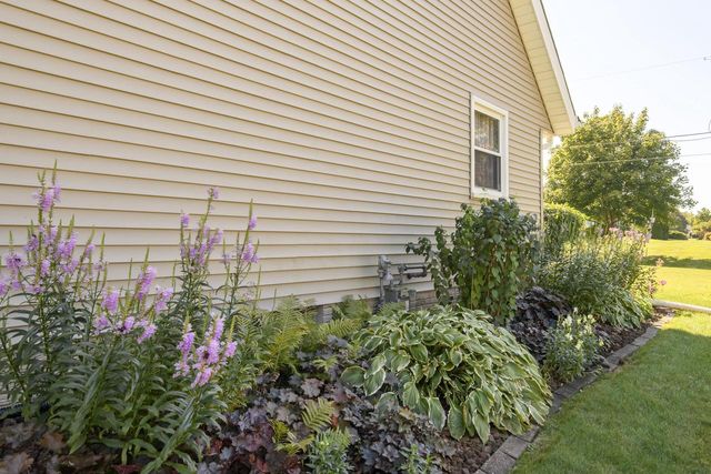 W181N8243 Destiny DRIVE, Menomonee Falls, WI 53051