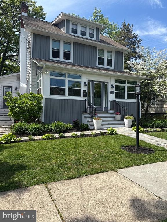 709 LEES AVE, Collingswood, NJ 08108