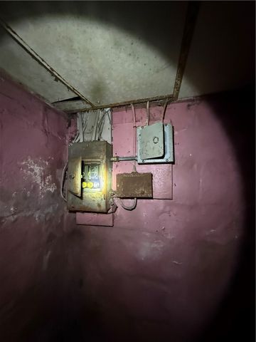 1714 Victoria Avenue, Arnold, PA 15068