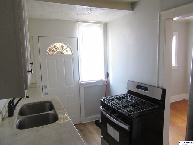 818 S 26th Street, Omaha, NE 68105