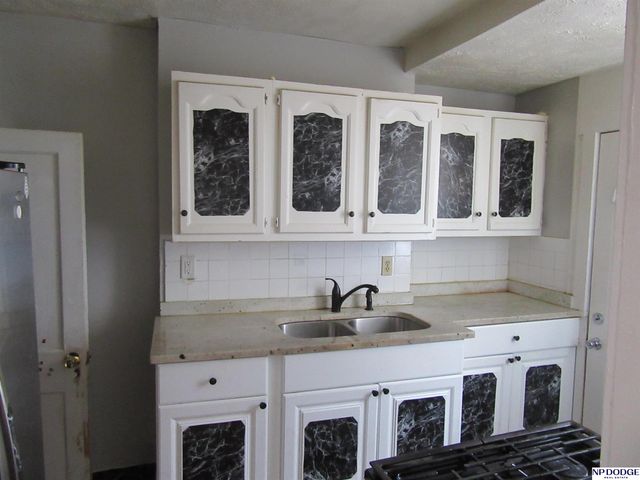 818 S 26th Street, Omaha, NE 68105