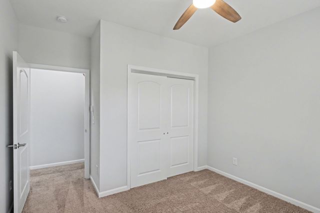 1017 Kennedy Ln, Cottontown, TN 37048