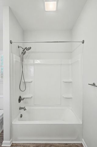 1017 Kennedy Ln, Cottontown, TN 37048