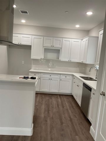 430 Schmidt Road B-2, Sealy, TX 77474