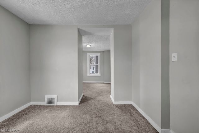 1084 Shannon Avenue, Barberton, OH 44203