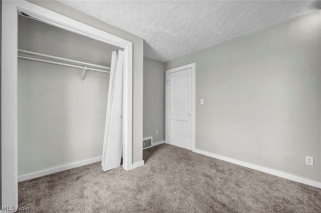 1084 Shannon Avenue, Barberton, OH 44203