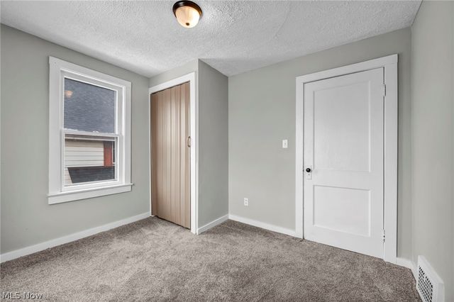 1084 Shannon Avenue, Barberton, OH 44203