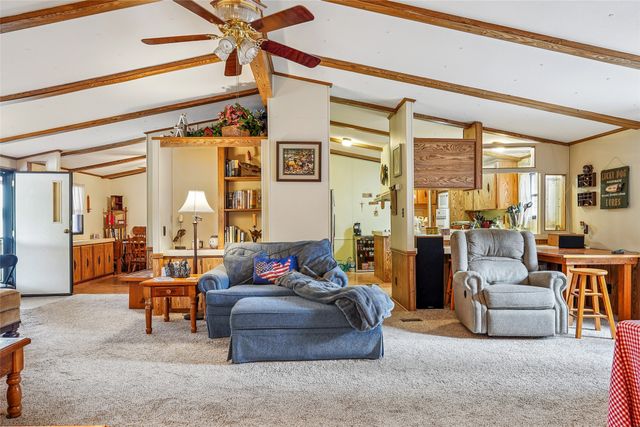 363 Oakview Road, Gainesville, TX 76240