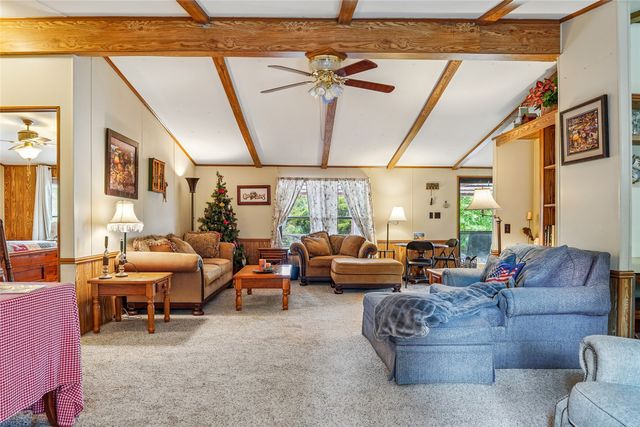 363 Oakview Road, Gainesville, TX 76240