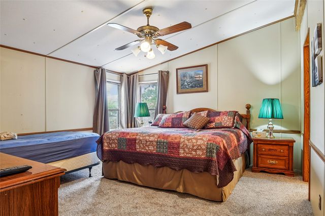 363 Oakview Road, Gainesville, TX 76240