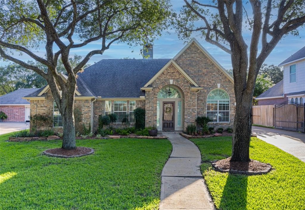 318 Jewel Park Lane, Houston, TX 77094