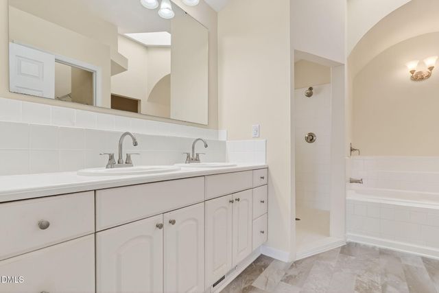 405 Ryans Lane, Clayton, NC 27520