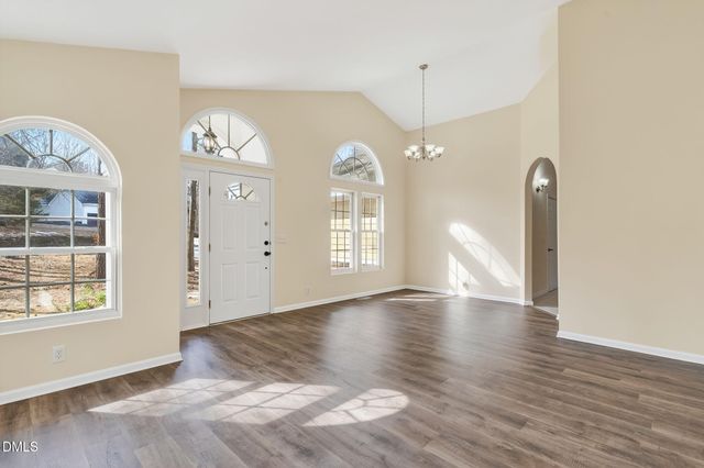 405 Ryans Lane, Clayton, NC 27520