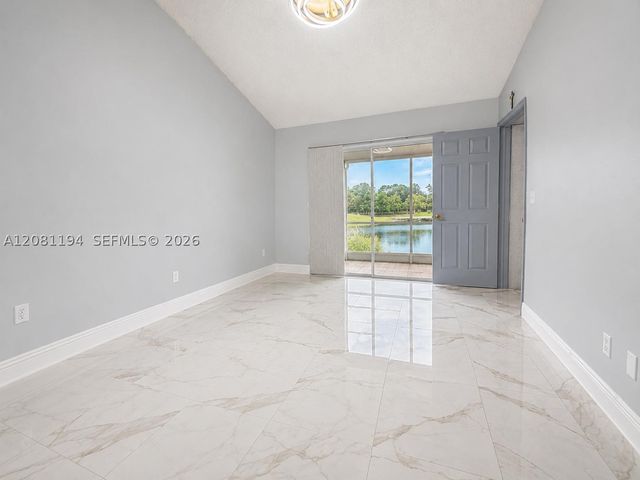 6100 Bear Creek Ct, Lake Worth, FL 33467