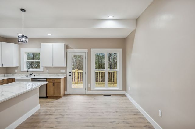 105 18th, Gruetli Laager, TN 37339